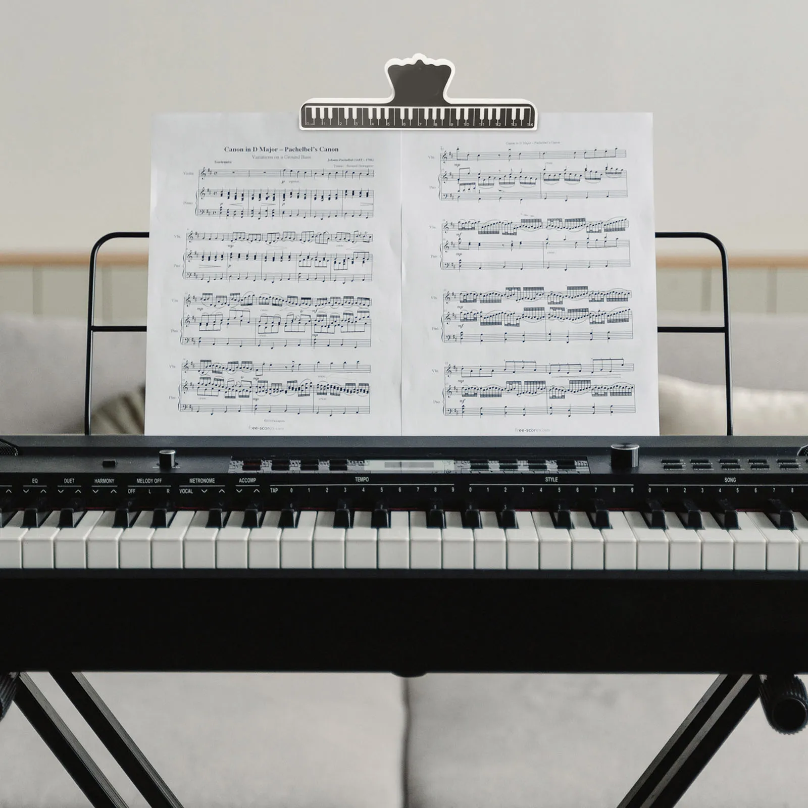 

4 Pcs Sheet Music Clip Durable Plastic Page Fixing Folder Piano Pressure Clip Students Outdoor Home Practice Accessories