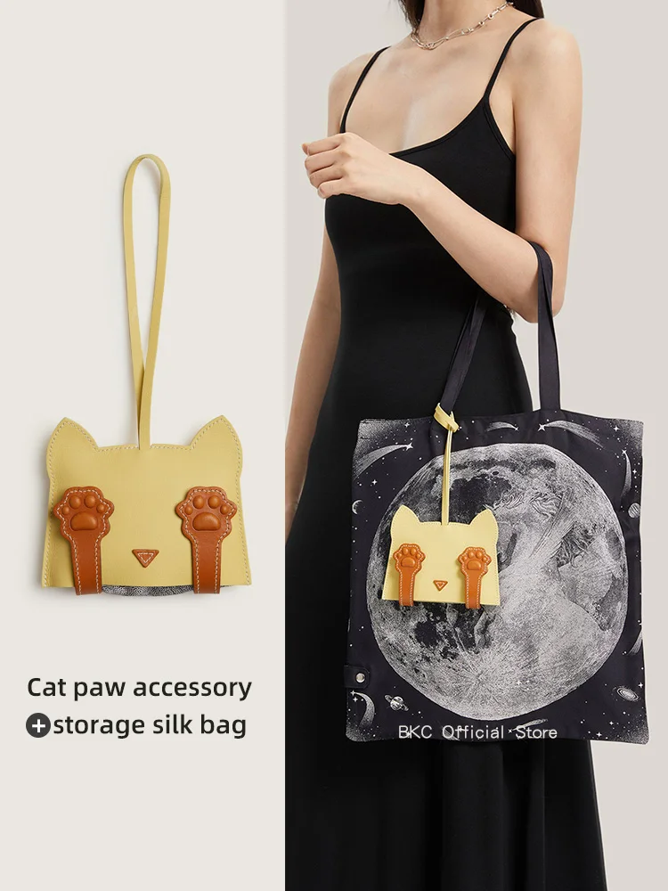 

Handmade Cat Shape Bag Charm Hidden Silk Pouch | Creative Foldable Silk Bag Pendant | Multi-Functional Tote Bag Decoration