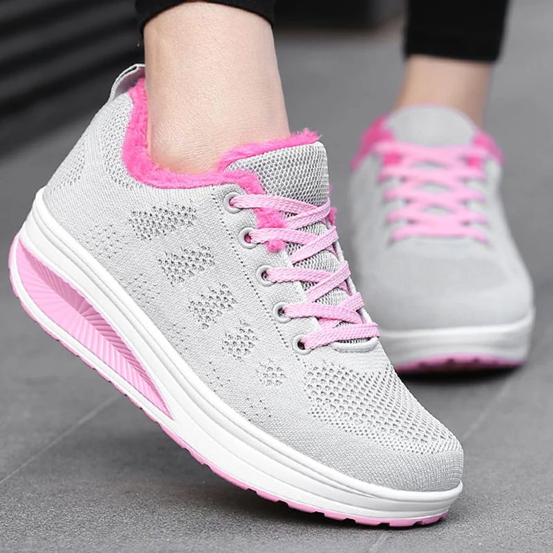 Hot Selling Women Casual Shoes New Outdoor Dance Shoes Mesh Warm Cotton Shoes Fashionable Thick Soled Height Increasing Sneakers