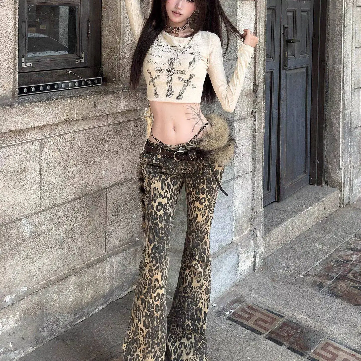 Women Crop Top 2026 New Dark Gothic Y2K Long Sleeve T-shirt Women Retro Cross Portrait Print Soft Velvet Slim Casual Street