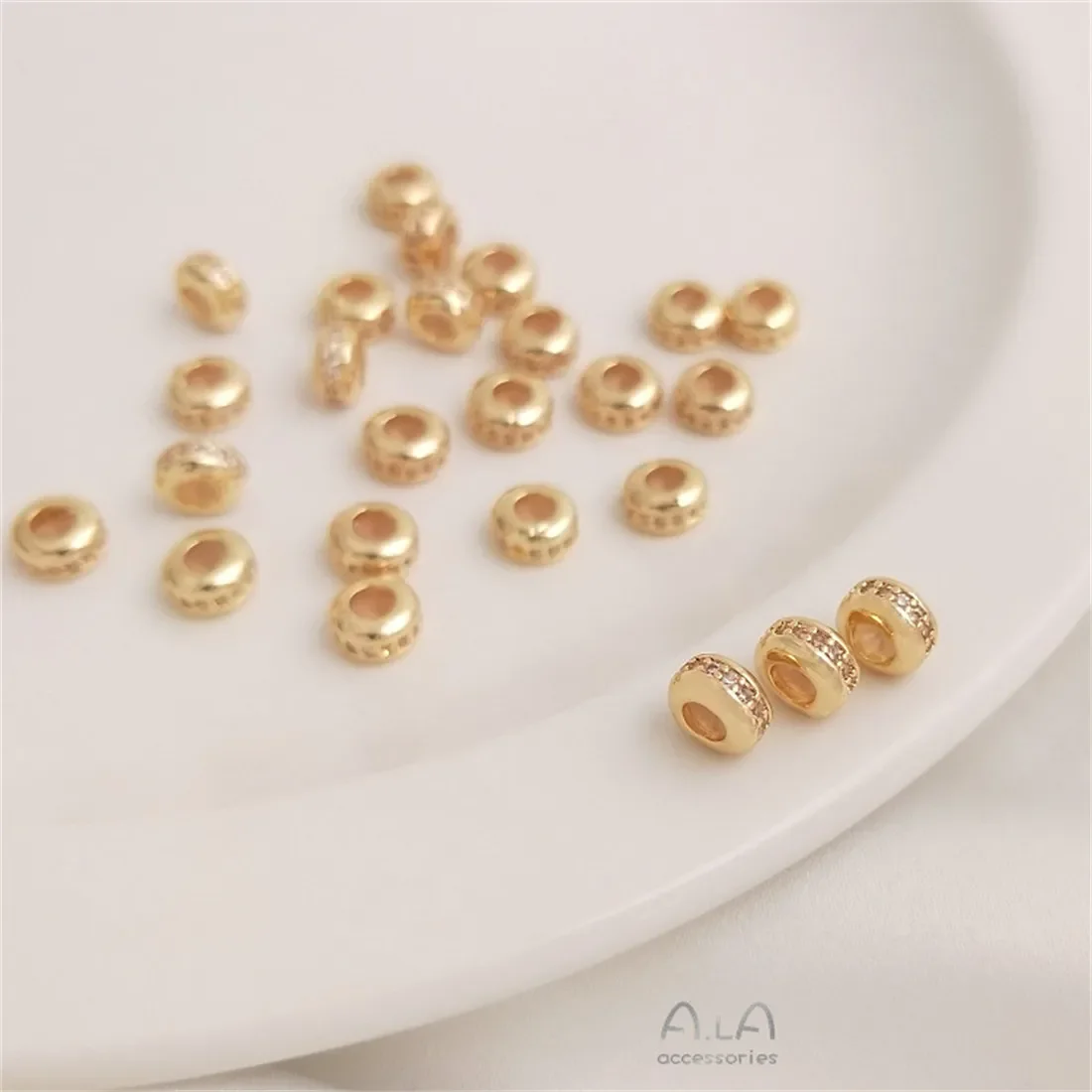 1 tapón de piedra de circonio recubierto de oro de 14K, cuenta de ajuste de silicona, espaciador de posicionamiento, rueda, cuenta plana, accesorio de cadena