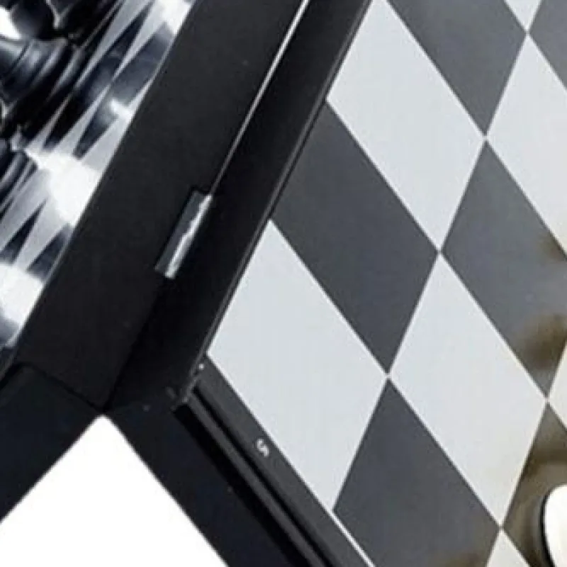 

Folding Chess Set 19.5*19.5cm Plastic Chessboard Game International Chess Game Gift for Adult Kids Beginner