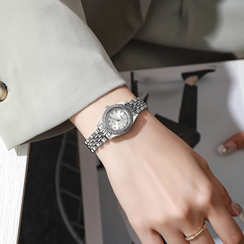 العلامة التجارية النساء الساعات الفاخرة الفولاذ المقاوم للصدأ حزام ساعة كوارتز دروبشيبينغ الفاخرة السيدات فتاة هدية ساعات المعصم دروبشيبينغ