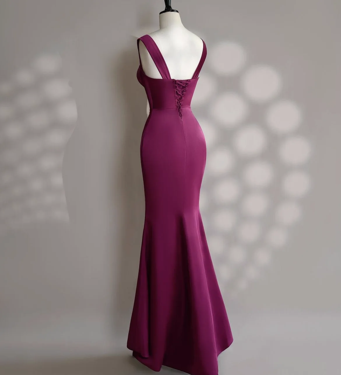 Abito da sera Sexy a sirena abiti da ballo lunghi fucsia abiti da festa in raso Sweetheart senza maniche con lacci con cerniera sul retro