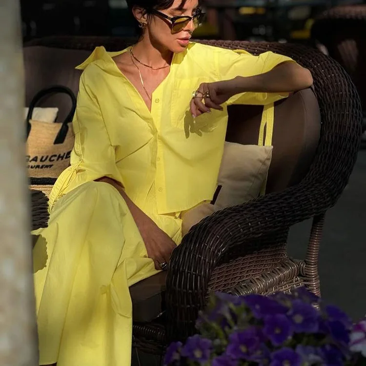 

Women's Collared irt And Yellow Skirt Set Faionable Two-Piece Ensemble High-End Feelings for Ages 25-35
