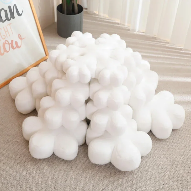 Neues großes Schneeflockenkissen, süßes weiches Plüschtier, Weihnachtsdekoration, Sitzkissen, Schneeflocke, dekorativer Überwurf, Plüsch, Winter, Weihnachten