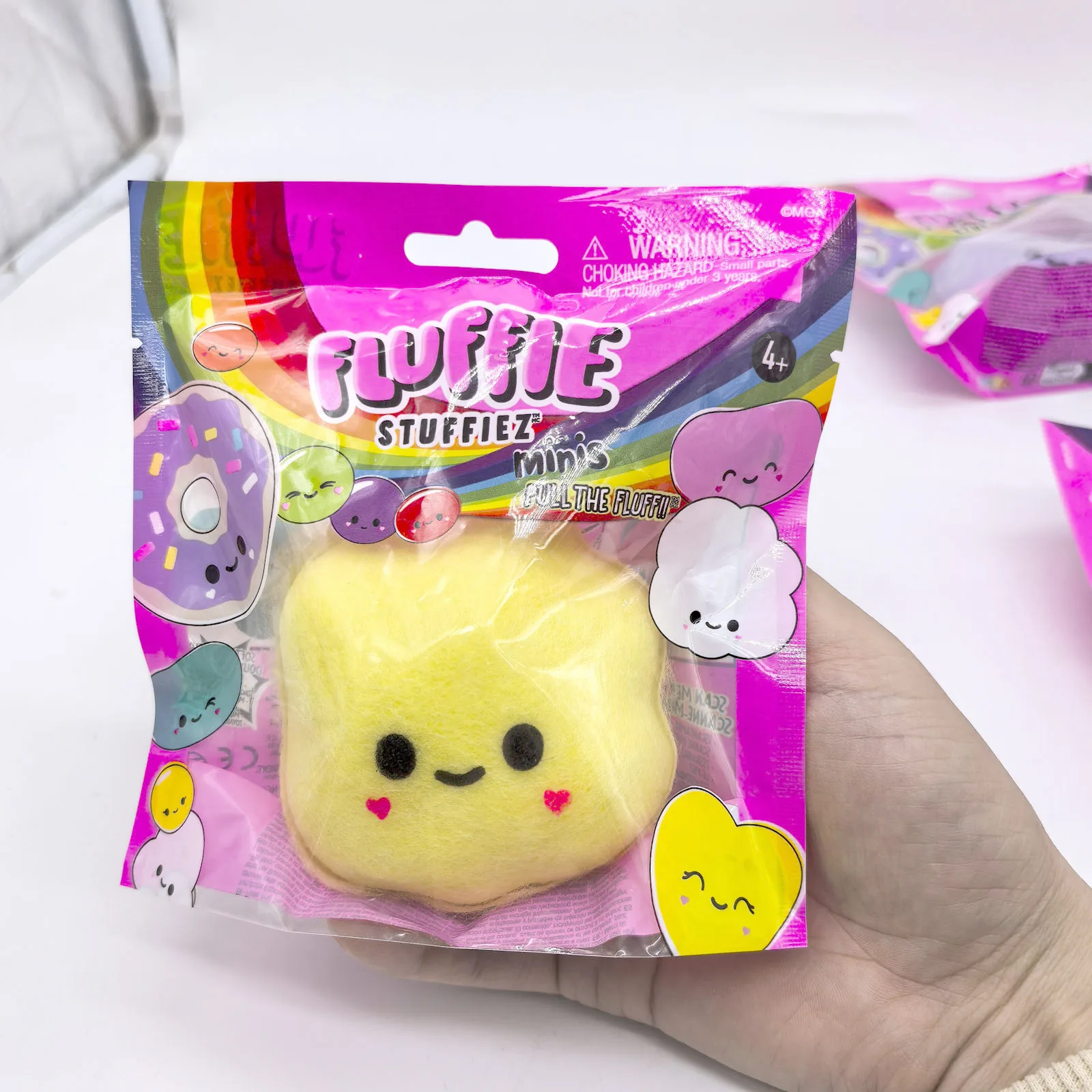 

Fluffie Stuffies Minis Squishy Popcorn Donut Blind Box Surprise Reveal Unboxing Soft and Squishable Tactile Play Fidget Kid Gift