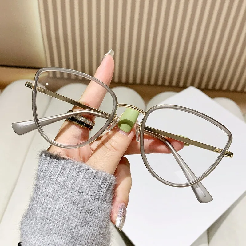 1 Stück Damen-Katzenaugenbrille, Vintage-Streifenmuster, Vollrahmen, leichter Kunststoff, ohne Sehstärke, stilvoll für Freizeit und Büro – Detail 3