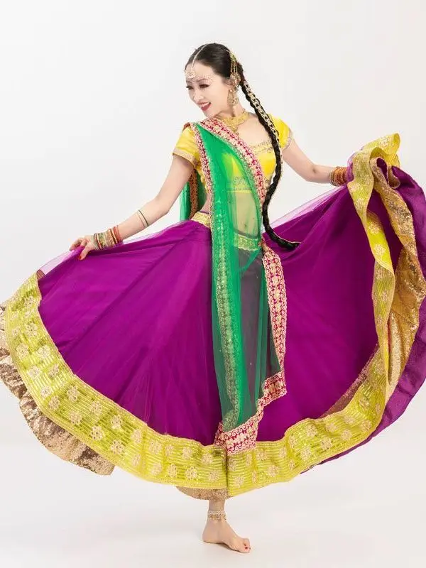 Indisches Tanzset führt Kleid aus, doppellagig, große Schaukel, Bühnenkostüm, Bollywood-Stil, weibliche Kleidung