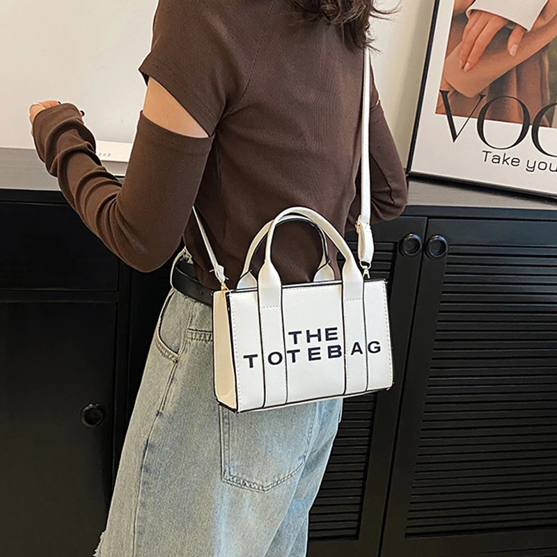 

Fashion Ladies Messenger Bag PU Leather Solid Color 2024 Trendy Wide Shoulder Strap Small Square Bag Casual Simple Crossbody Bag