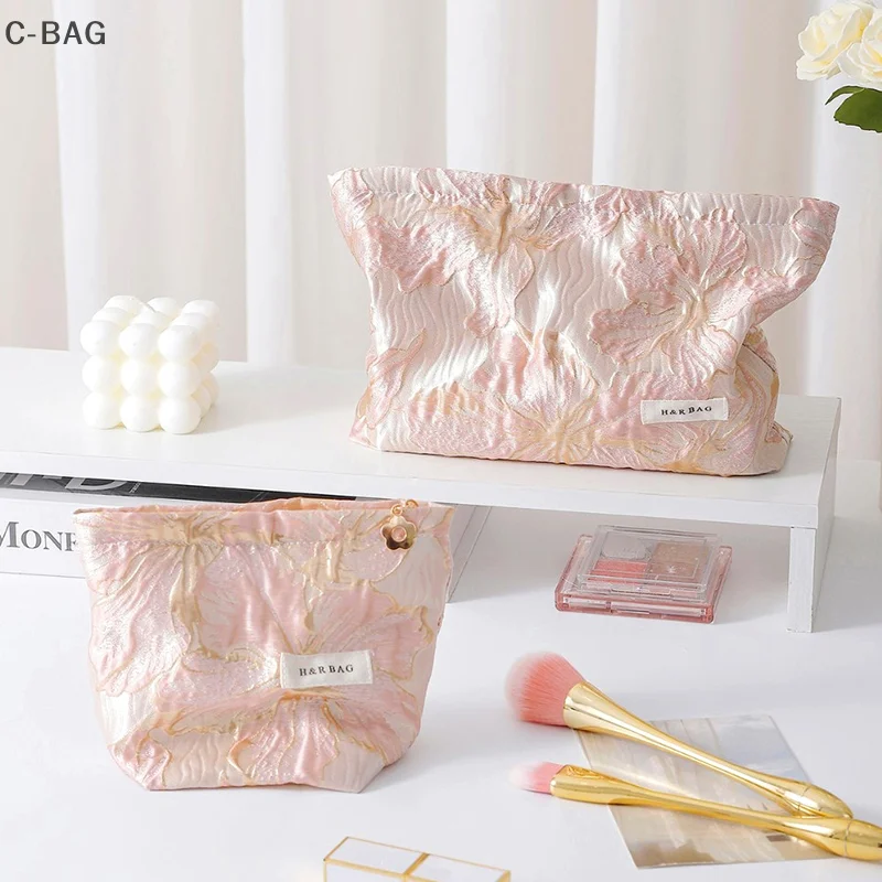 

New Mini Women's Flower Cosmetic Bag Portable Toiletries Skincare Organiser Bag Commuter Coin Key Bag Travelling Toiletries Bag