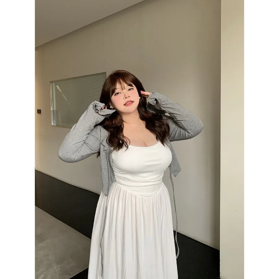 

【New style】Xiaoyue [First Love Moonlight] Spring and summer slightly fat gray long-sleeved cardigan slim sling high waist large