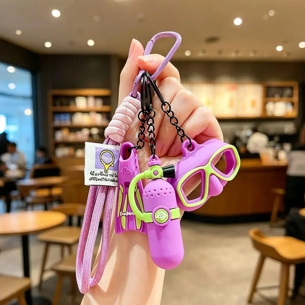 Creative Scuba Diving Keychain Mini Oxygen Tank Goggles Mask Fins Pendant Car Key Ring Bag Charm Diver Gift Accessories view 3