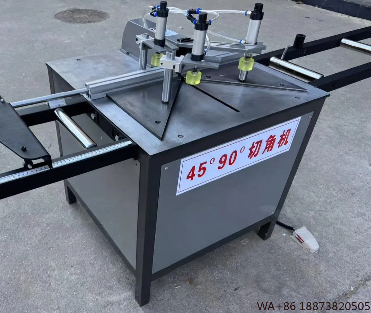 Machine Pneumatic Electric 45 90 Degree Metal Wood Products PVC Materials Door and Window Making Angle Cutting  s