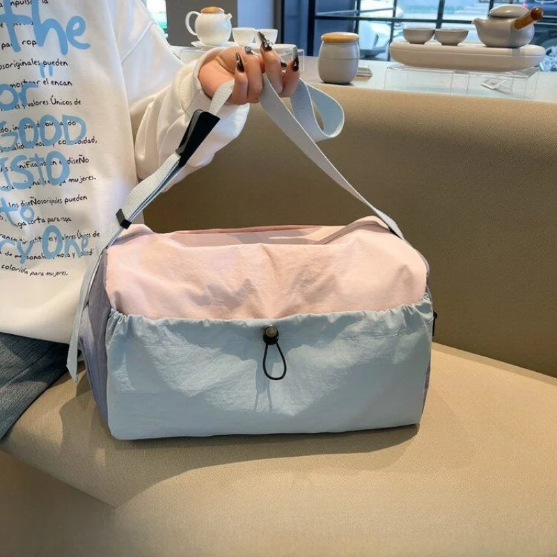 Large Capacity Fitness Bag Women's Sports Swimming Handheld Travel Lightweight Crossbody Bag Short Trip Storage Luggage Bag