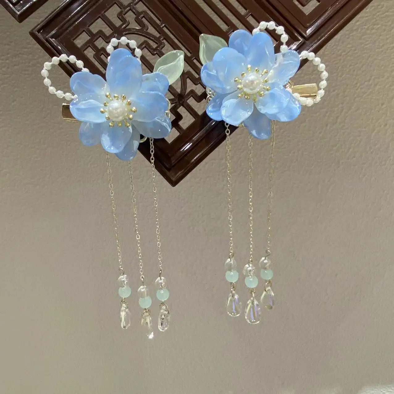 Blue Flower Hairpins Side Clips Retro Chinese Fashion Fringe Jewelry Long Tassel Pendant Headpiece for Women Girls Hanfu Dress