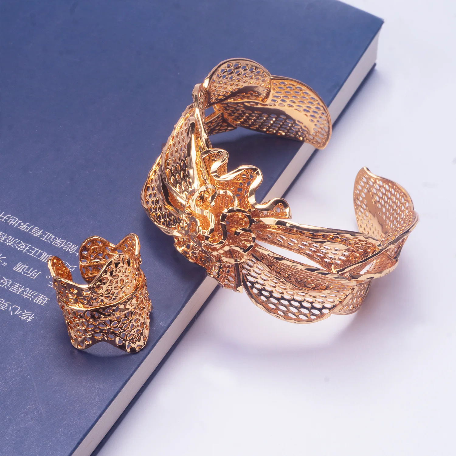 9999 gold flower bracelet - wholesale for Dubai brides, Indian and Nigerian weddings, bracelet and ring sets