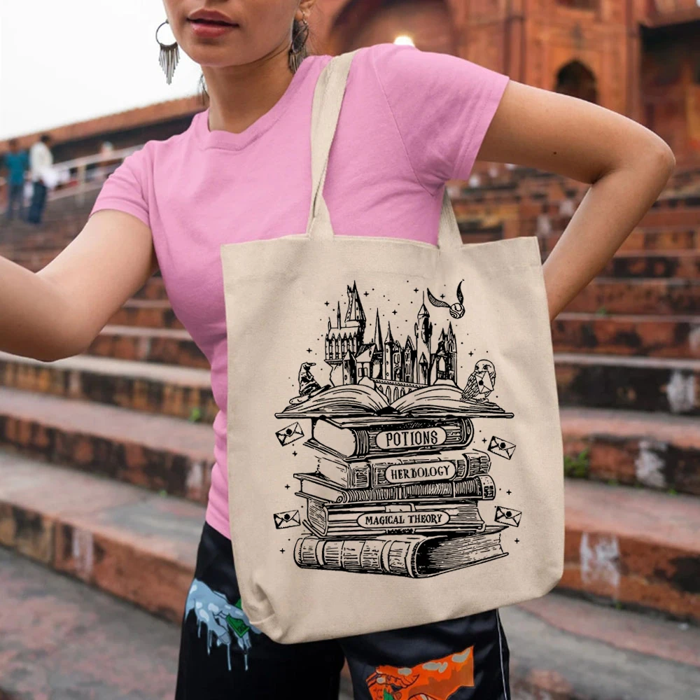 Magischer Zauberer Buchhandlung Schloss druck Damen handtaschen Film inspiriert Schule Leinwand Einkaufstaschen Nerd Buch Liebhaber Taschen Magic Castle