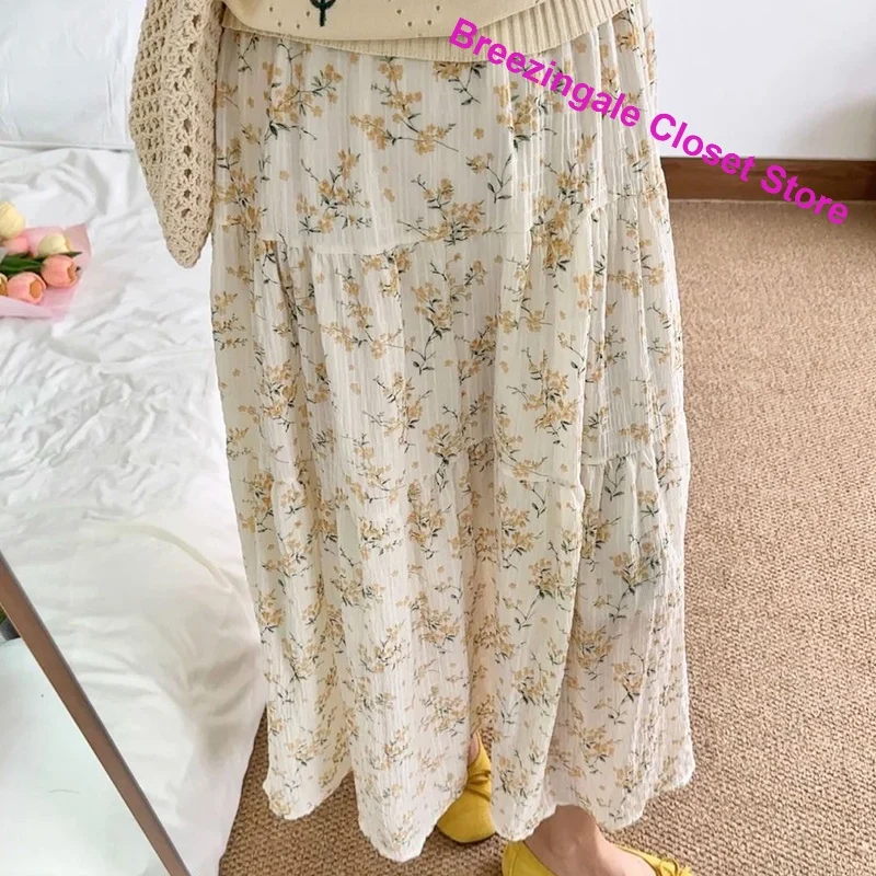 Korean Gentle Retro Floral High Waist A-line Skirt Women's Spring and Autumn Fashion Fresh and Sweet Texture in The Long Skirt.