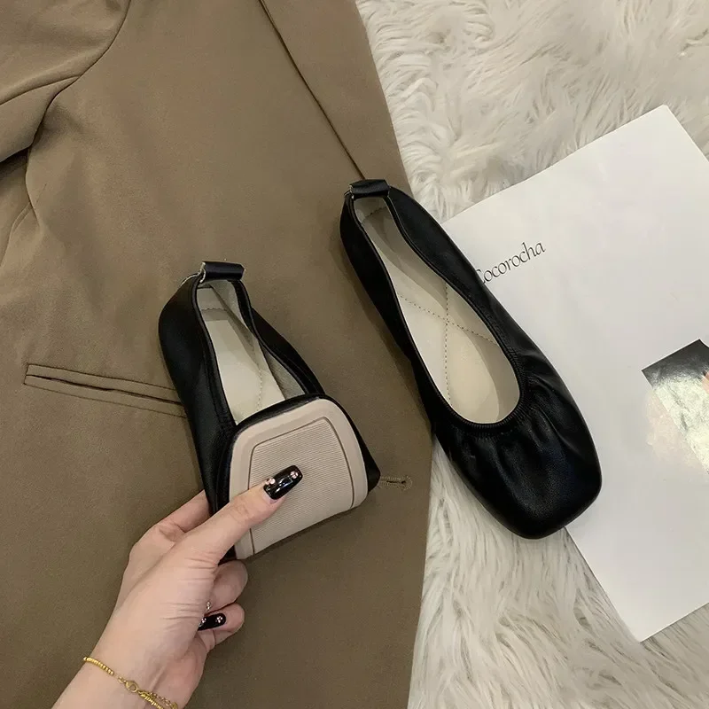 Damen-Ballerinas aus weichem Leder, bequeme Slipper mit eckiger Zehenpartie, Modell 2026, Street-Style, lässige Alltags- und Freizeitschuhe, Slipper – Detail 7