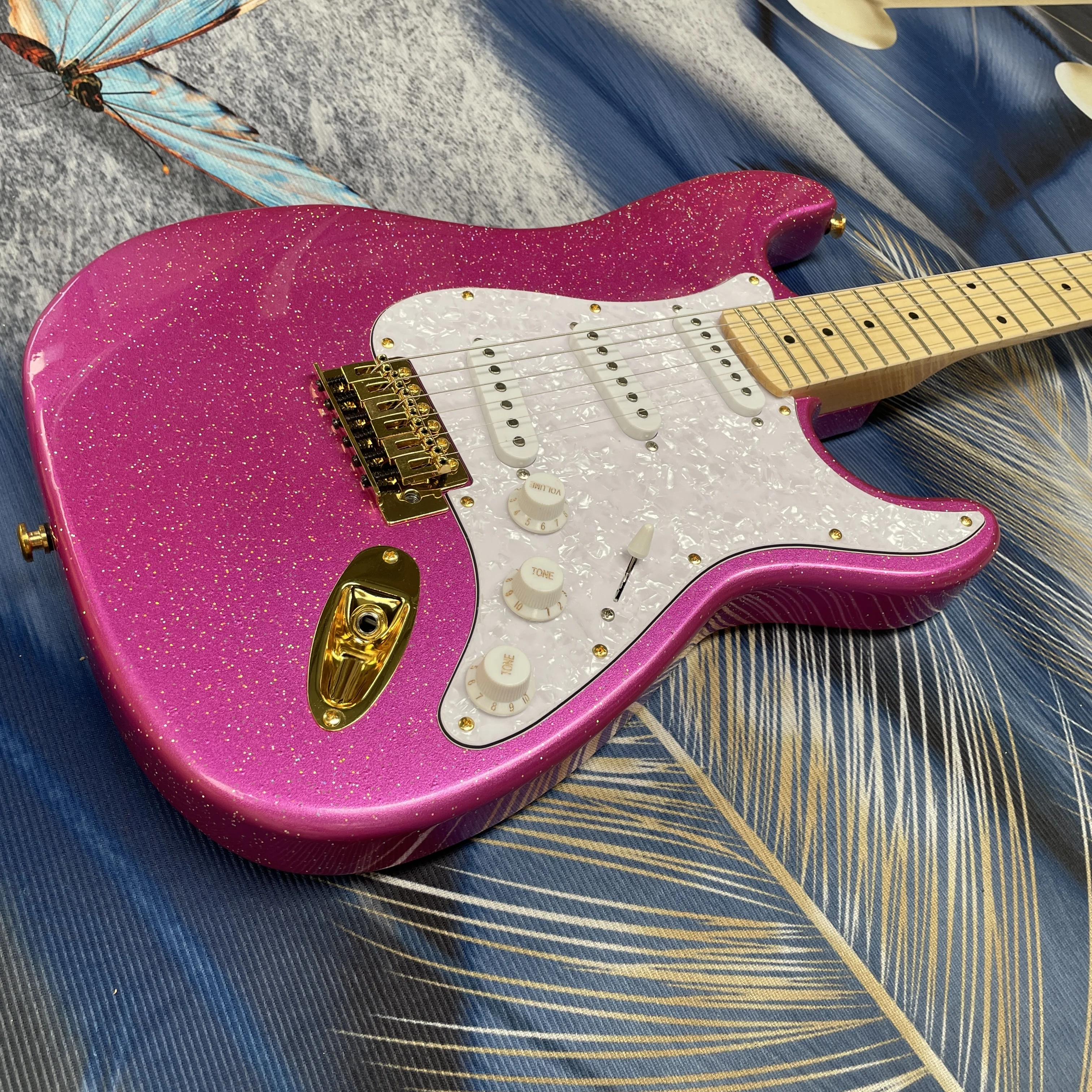 6-string flash pink large-grain electric guitar with white pickguard,SSS pickups gold hardware guitars.Rock performance guitarra view 3
