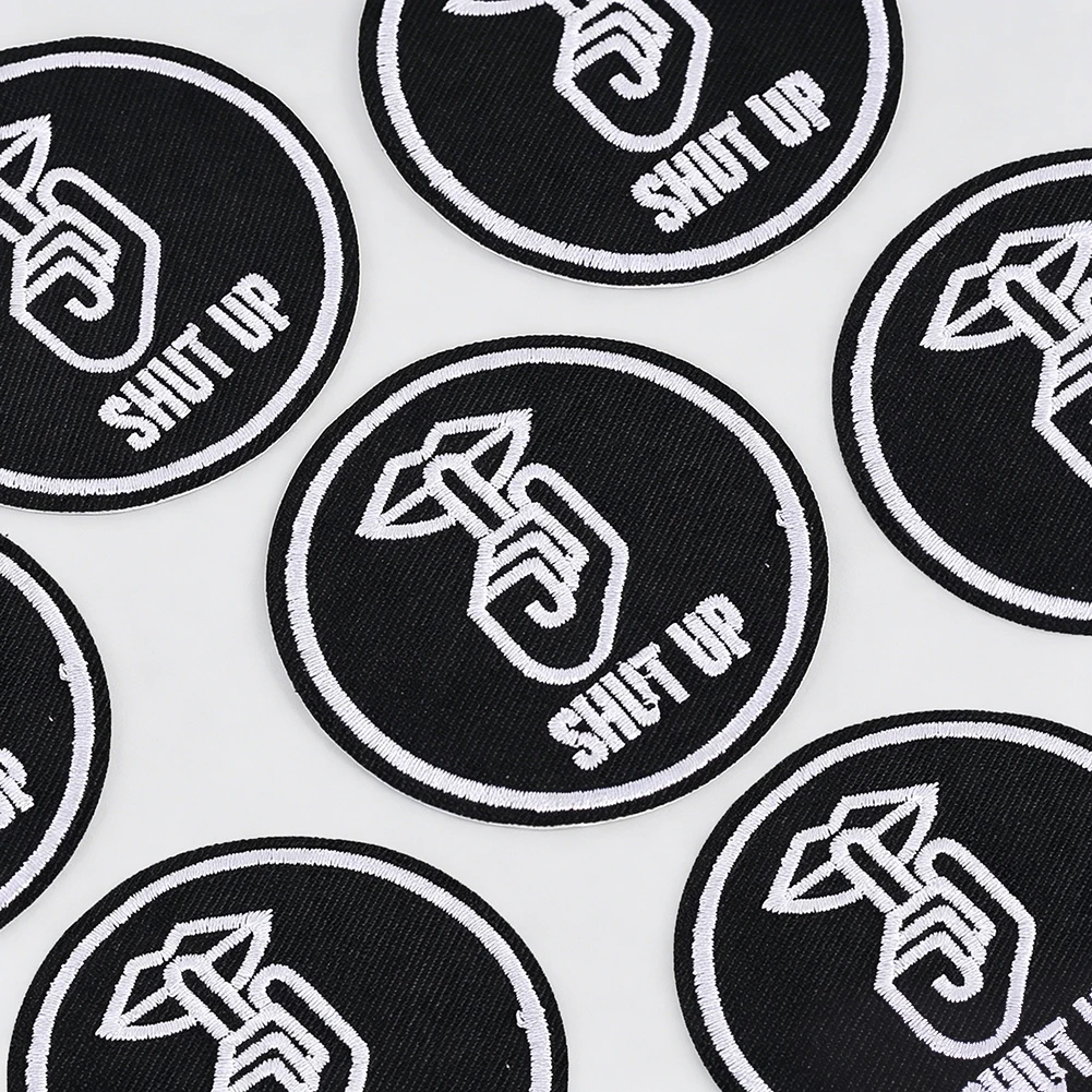 Cooler Street-Style „Shut Up Mouth“ Handstickerei-Aufnäher, runde Rückseite zum Aufkleben oder Aufbügeln, modischer Aufnäher zur Reparatur von Kleidungslöchern und zur Dekoration – Detail 4