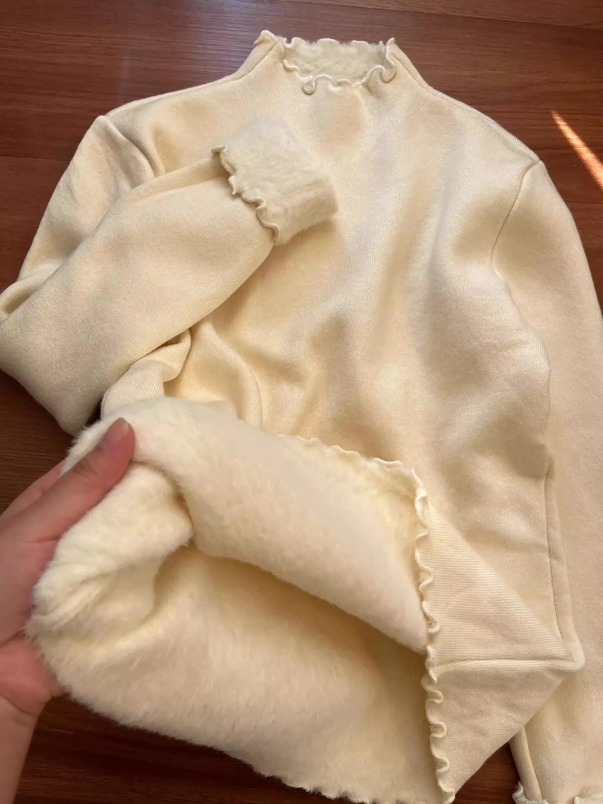 

Women's Fce Lined Thermal irt Thiened f High Collar Velvet Warmth with Resin Color Knitted Sweater Top