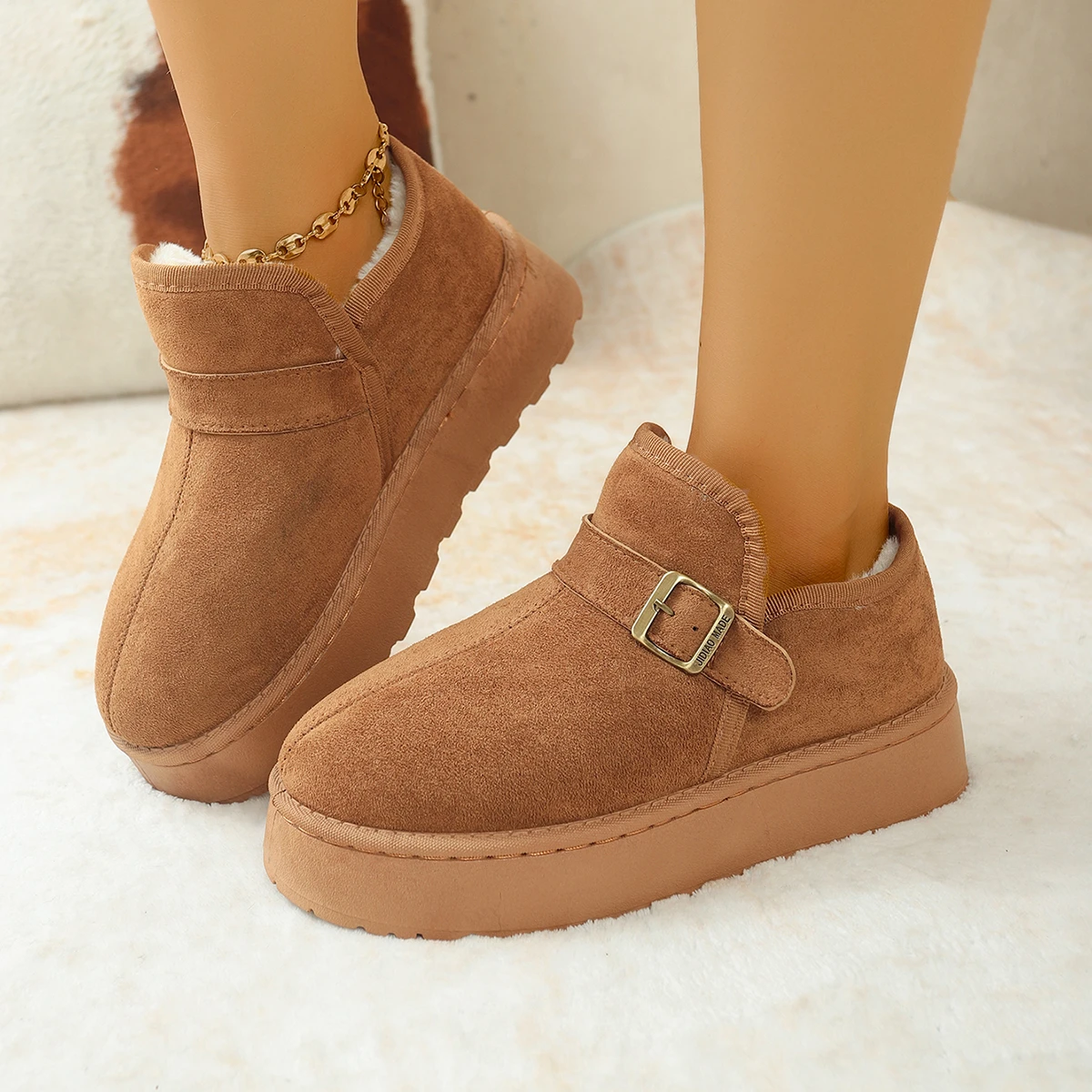 Damen Plateau-Wildleder-Schneestiefel Winter Warme Pelzgefütterte Knöchelstiefel mit Schnallenverschluss Rutschfeste Dicke Sohle Lässige Kurze Stiefel