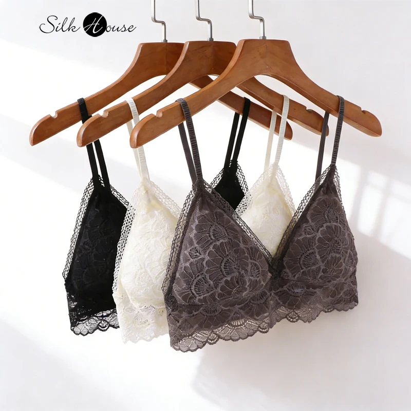 

Комплект женского сексуального белья из натурального шелка тутового шелкопряда: бюстгальтер с треугольными чашками, красивой спинкой, низкой посадкой и кружевной отделкой, приятный для кожи