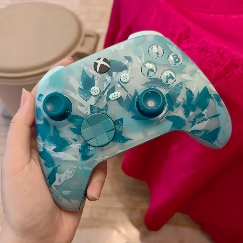 Control Inalámbrico Microsoft para Xbox Series X/S, Control de Juego Bluetooth para PC, Versión para Consola de Juegos, Crystal Heart Frost Shadow
