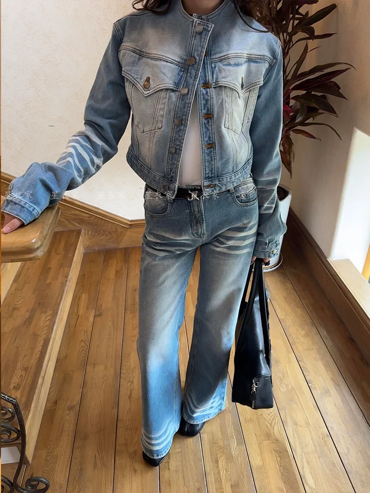 

Комплект: джинсовая куртка с воротником и джинсы в американском стиле для женщин, ретро, с эффектом потертости, из диагонального твила, свободный крой, летний образ