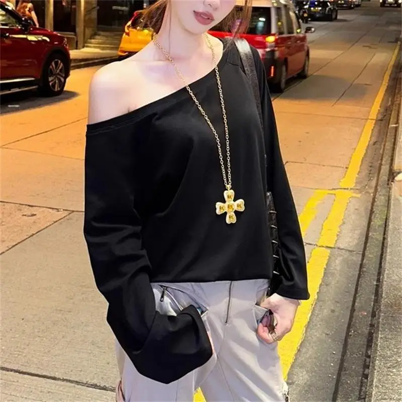 Women Solid Basic Style Skew Collar Baggy Off Shoulder Long Sleeve T-shirts White Female Soft Casual T Shirts Female Black Top