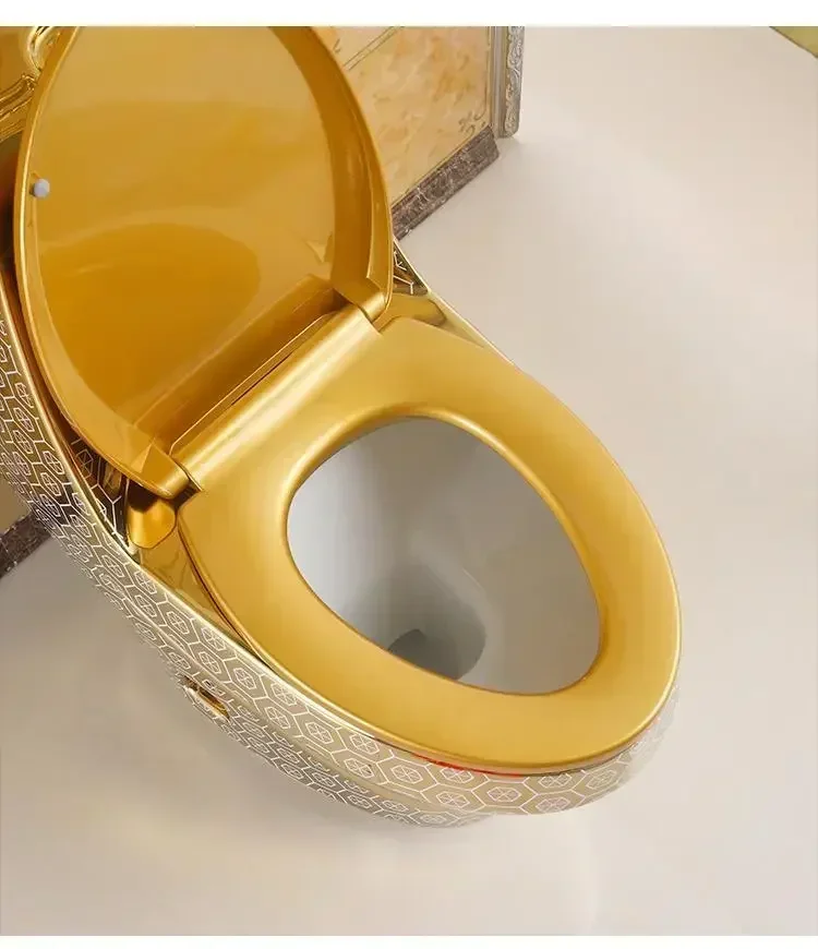 

Новая золотая ванная комната для санузла, светлая, креативная и индивидуальная роскошная ванная комната, красочная золотая ванная комната.