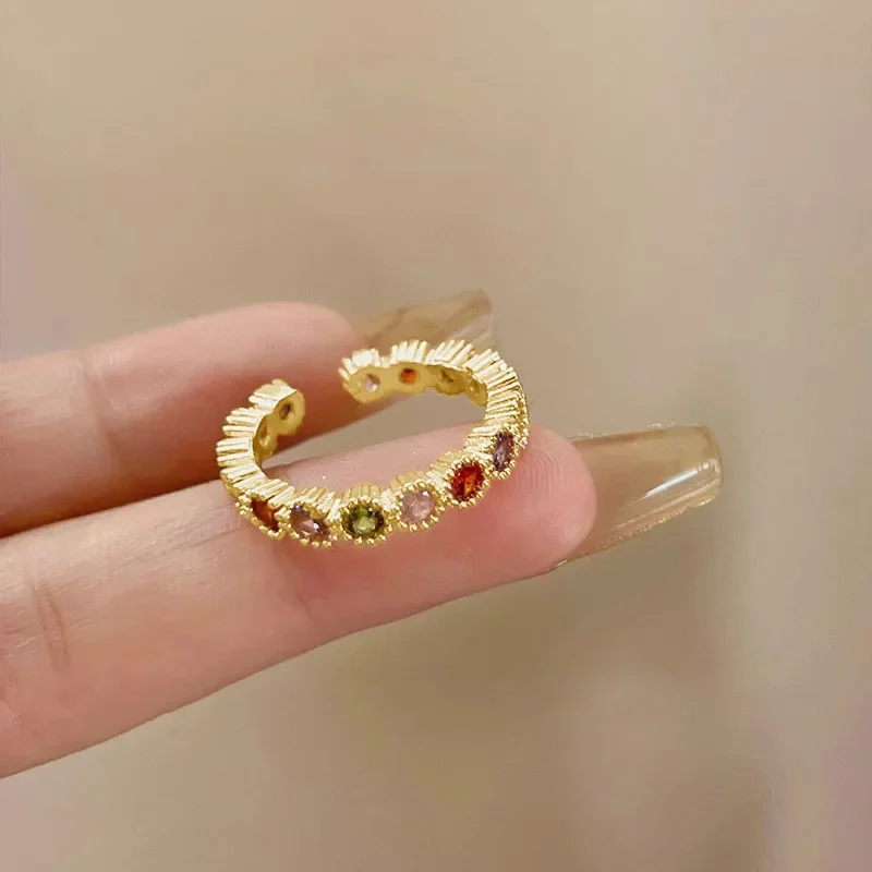 LENNIK Anello arcobaleno con tormalina di nicchia retrò con design unico ed elegante, sensazione di fascia alta, anello per bocca con temperamento di lusso leggero