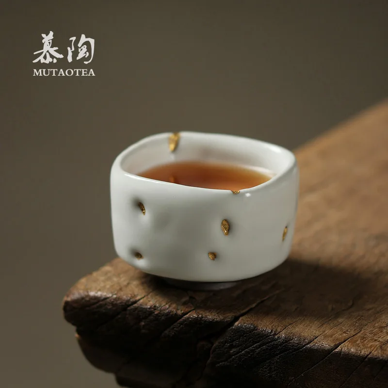 

Керамическая чашка Mutaohandmade Shino в японском стиле с золотой росписью, с кракелюрной глазурью, для индивидуального чаепития и кунг-фу