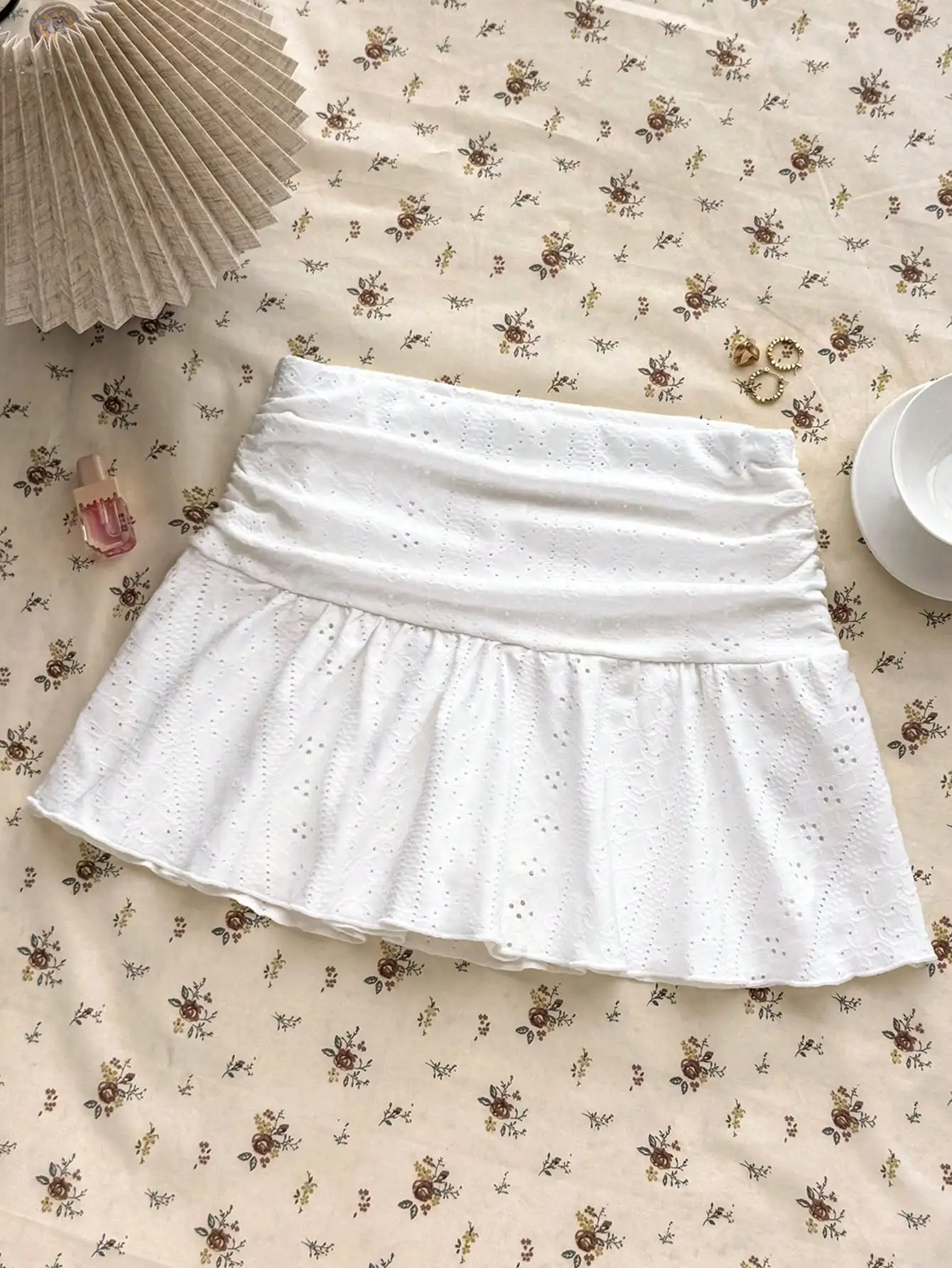 

White Eyelet Ruched A-Line Mini Skirt for Girls, Casual Summer Style