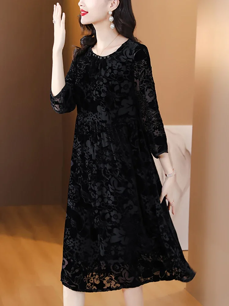 2024 Korean Vintage Hepburn Long Dress Autumn Winter Black Silk Flocking Hook Flower Hollow Dress Women Luxury Elegant Vestidos