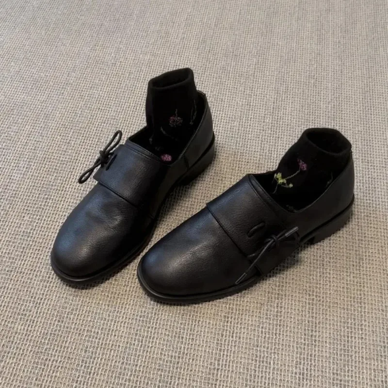 

Leather Shoes for Women Spring and Autumn Vintage Round Toe Thick Soled Small Leather Shoes with Lace Up Shallow Mouth Pumps