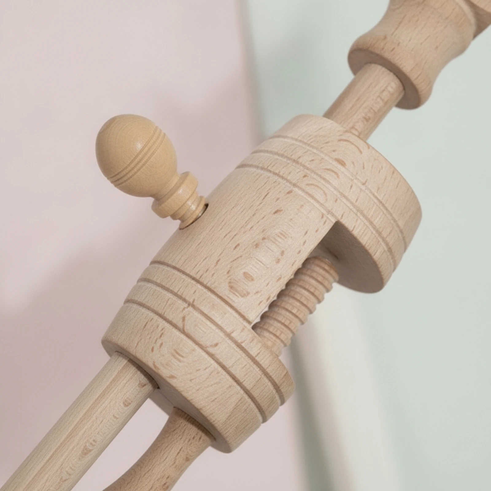 Embroidery Hoop Stand - Embroidery Hoop Stand with Table Clamp