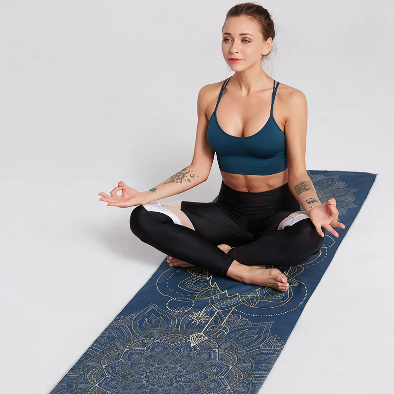 Yoga Mat Towel double-side Velvet Yoga Fitness Isolation Mat non-slip Folding Portable Sports Mat Towel Beach Quick Dry Towel