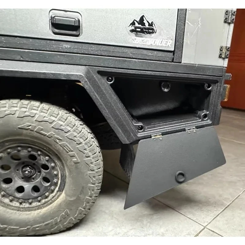 

Side Storage Box for RGT EX86160 1:10 Scale LC79 RC Crawler- 3D Printed PETG Upgrade Part, Custom Accessory for Off-Road Mood