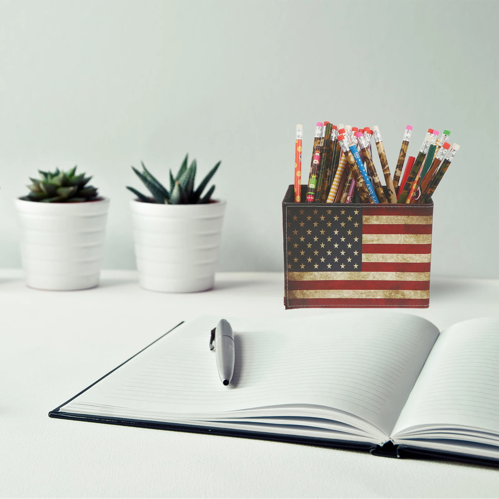 

Desktop ganizer Pen Holder Compact Portable Makeup Brush Storage Jar Stationery Pencil Cosmetics Travel Business