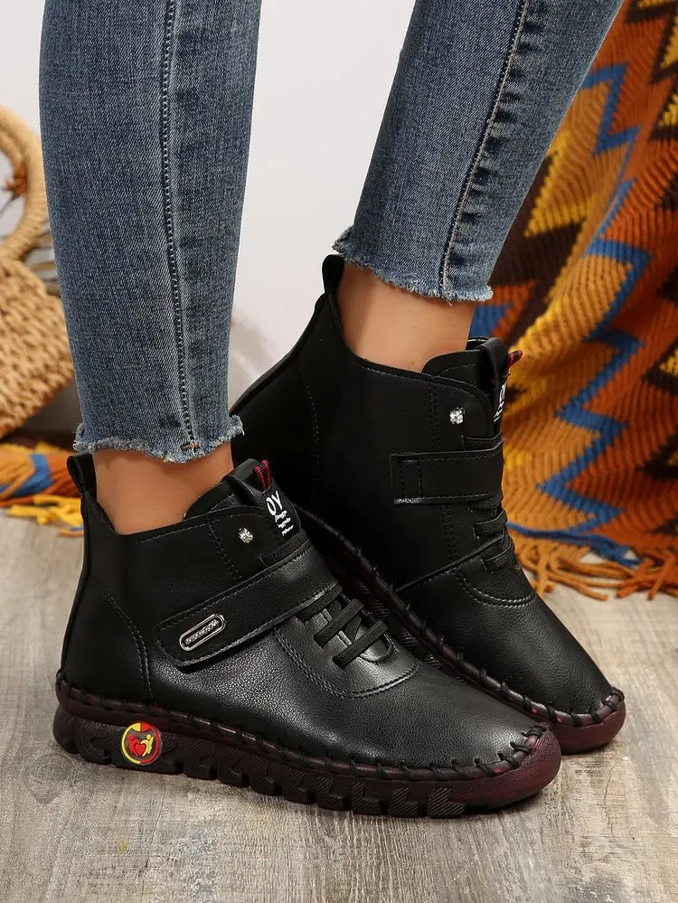 Fashion Ladies High Top Casual Shoes Women Leather Autumn Winter Ankle Boots Soft Sole Flat Female Comfort Walking Shoes Booties