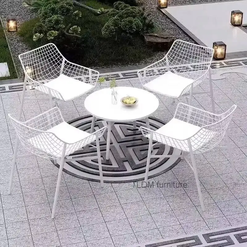 Modern Back Commercial Hollow Outdoor Garden Creative Furniture for Chairs Coffee Shop Simple Metal Furniture for Rooftop