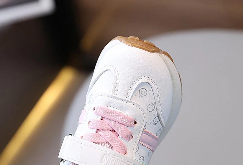 Zapatos deportivos de estilo coreano para niños, zapatillas de correr impermeables de cuero PU para niñas, zapatillas de tenis ergonómicas de suela blanda para niños