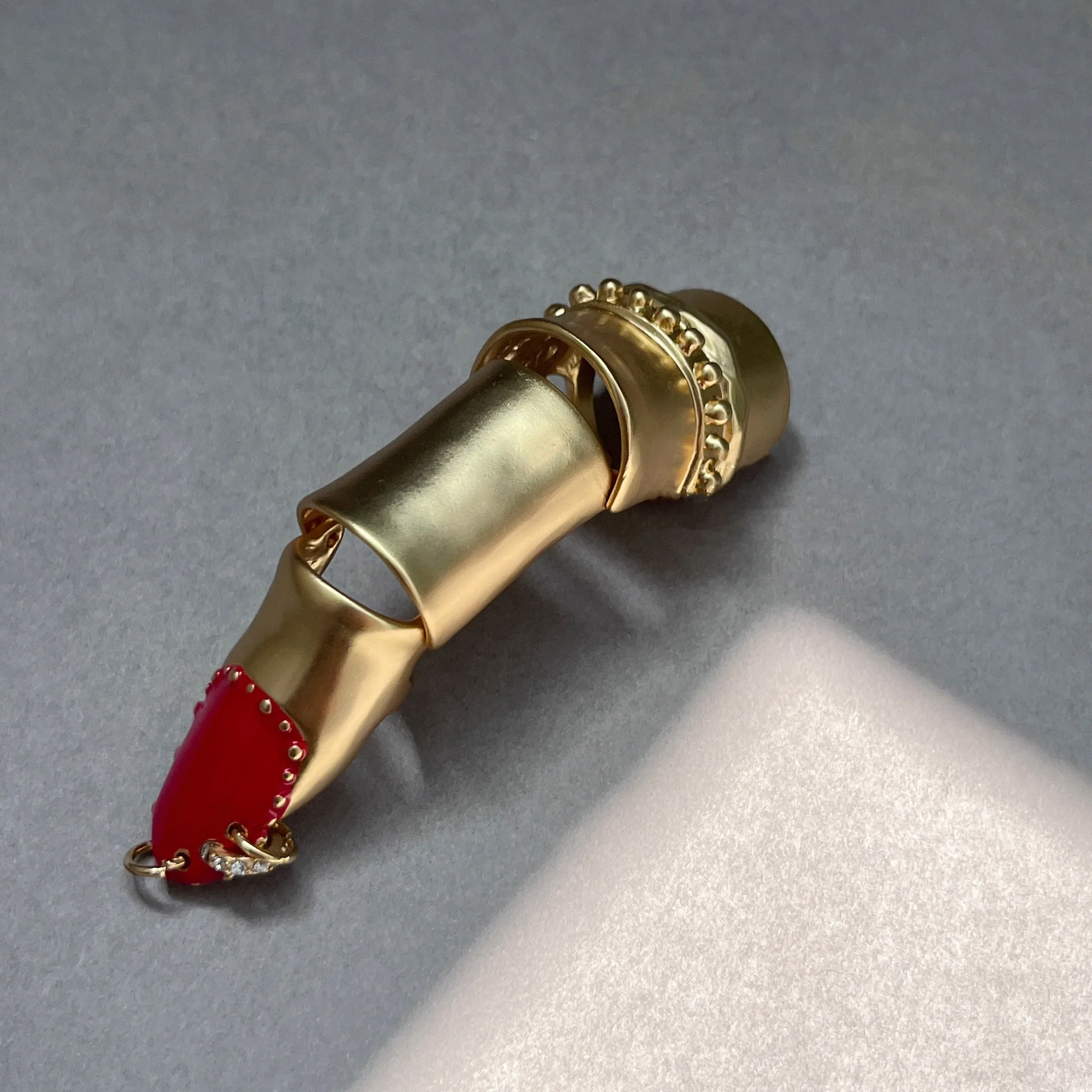 Hot Vintage 18K Gold Plated Brass Armor Red Nail Ring Woman Jewelry Trend