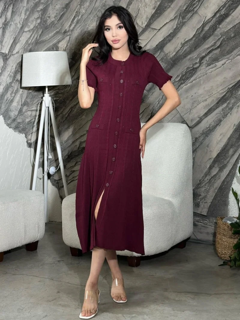 Elegante gebreide slim fit jurk zomerkleding dames korte mouw bodycon lange jurken met enkele rij knopen OL-stijl gebreide jurken