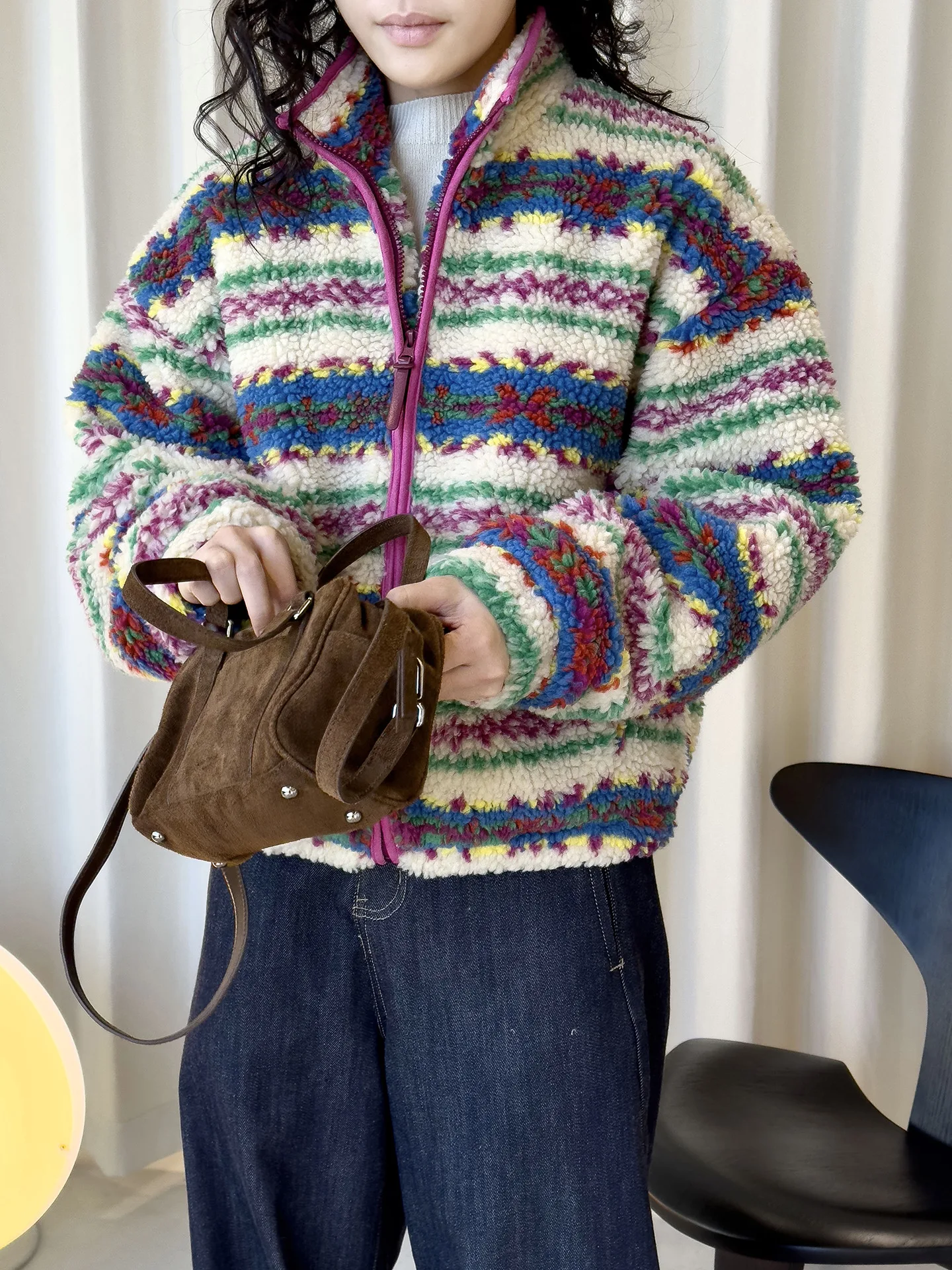 

Winter new Korean style fresh and fashionable stand up collar color jacquard stripe lamb wool warm plush jacket for women