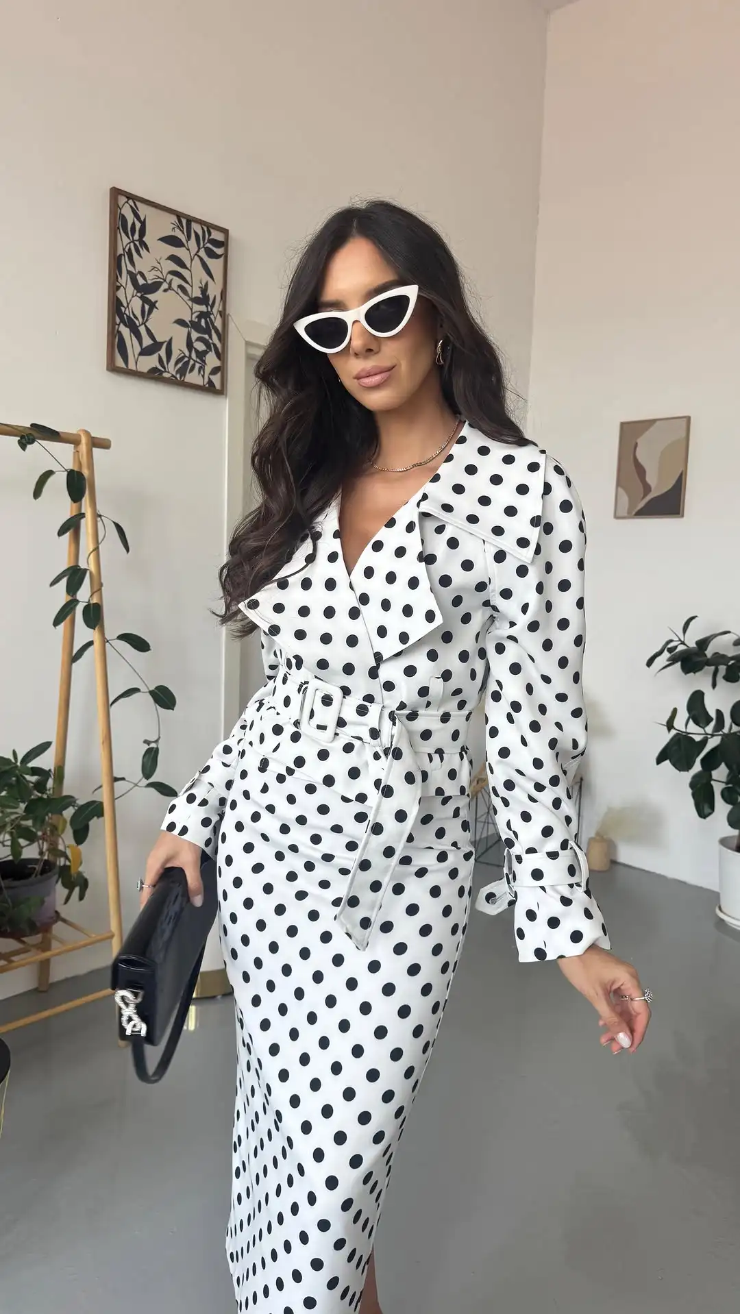 موضة البولكا نقطة الدانتيل متابعة خندق معطف المرأة شيك التلبيب تصميم كم طويل حزام قصير اقتصاص معاطف سيدة اليومية هاي ستريت سترة