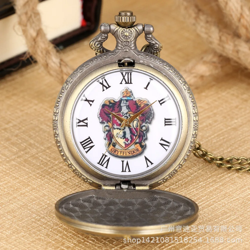 2024 Hot Harri Retro Pocket Watch Deathly Hallows Hufflepuff Slytherin Gryffindor Ravenclaw Badge Big Watches Gifts Accessorions